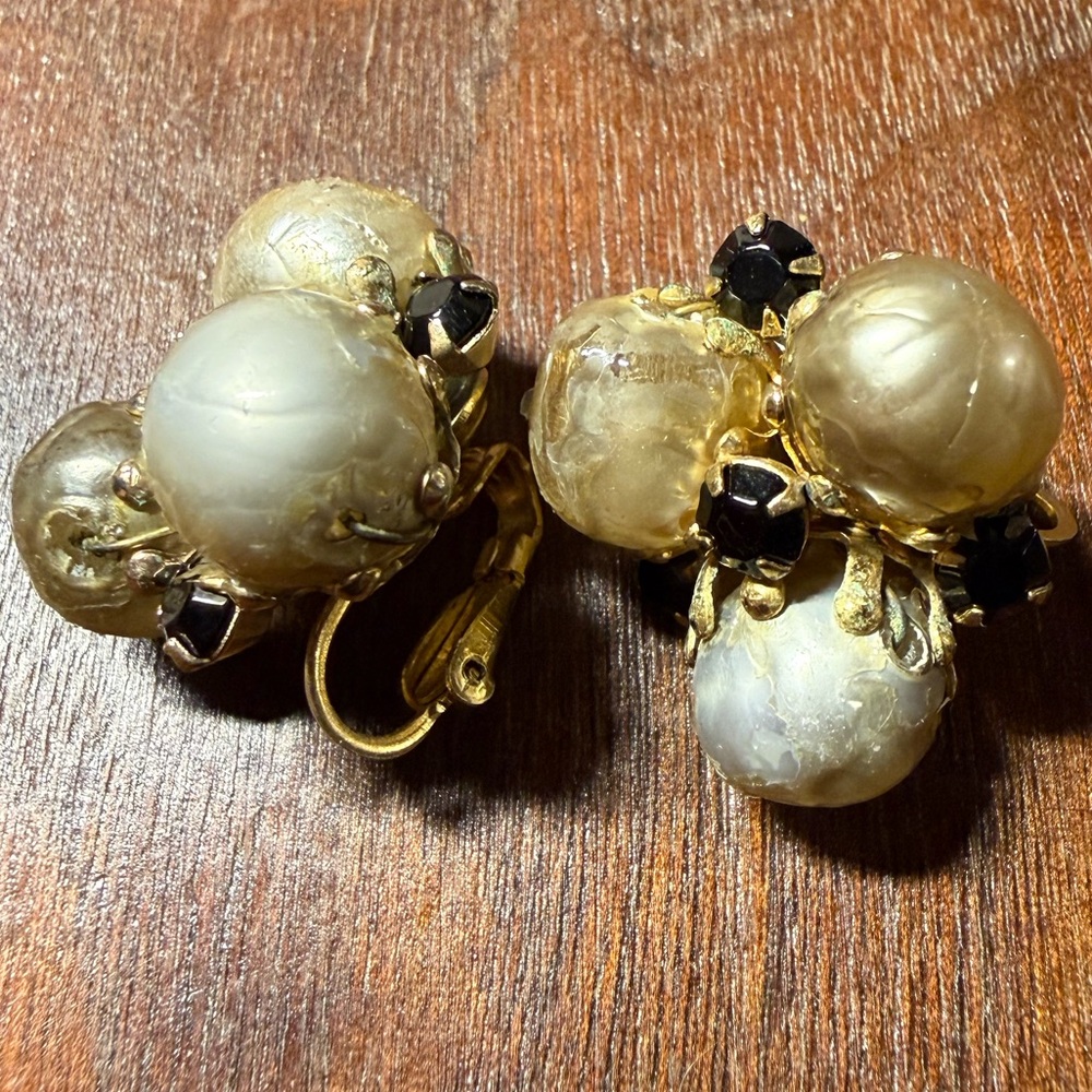 Gold-Tone Cluster Pearl Clip-On Earrings with Black Stone Accents